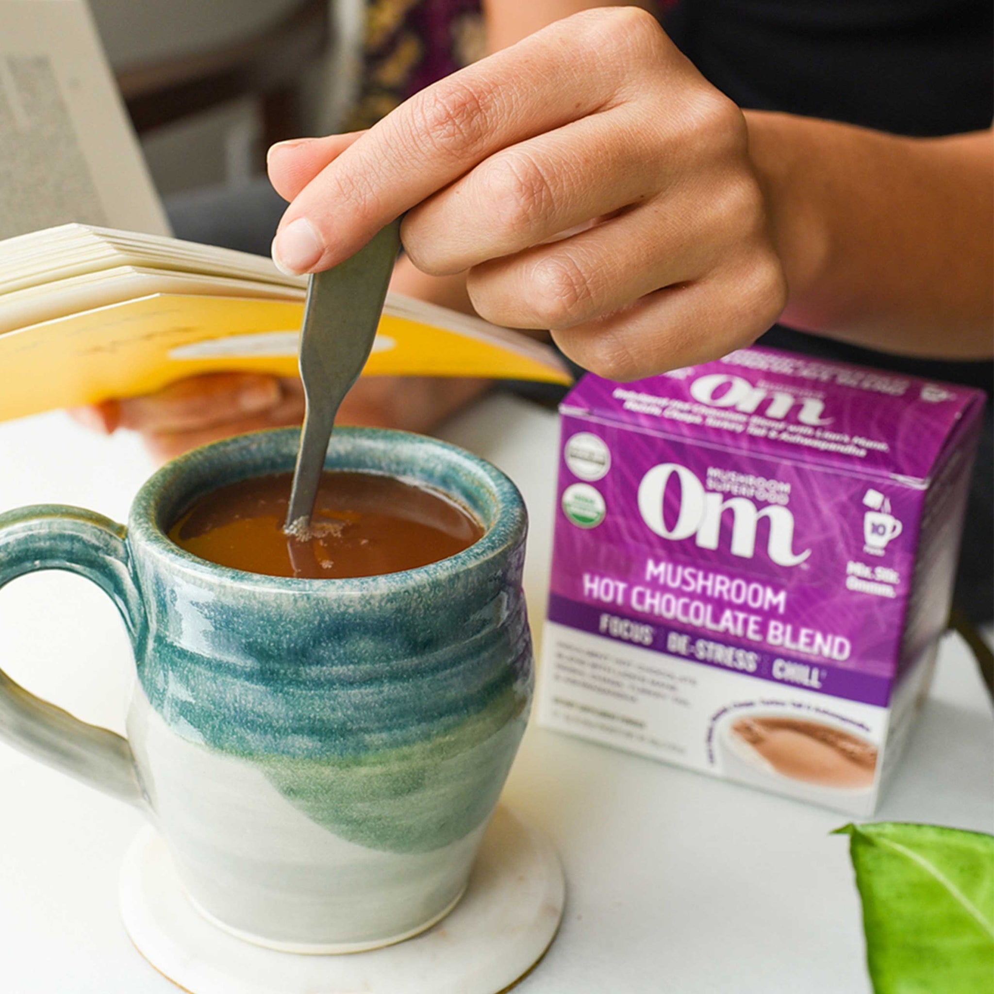 Om Superfood Mushroom Blend Hot Chocolate-N101 Nutrition